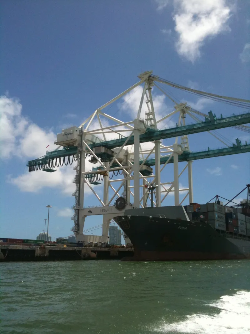 Large gantry cranes at PortMiami